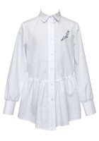 Biała koszula szkolna z granatowym haftem na przodzie.jpg