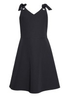 Czarna sukienka szkolna z wiązaniami na ramionach.jpg