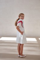 Ecru sukienka z wielokolorowymi falbankami na ramionach .jpg