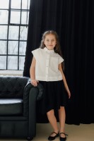 Czarna spódnica ze zwiewnej tkaniny