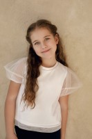 Biała bluzka z bufiastymi rękawkami